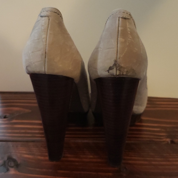 Jessica Simpson Heels - Picture 4 of 4